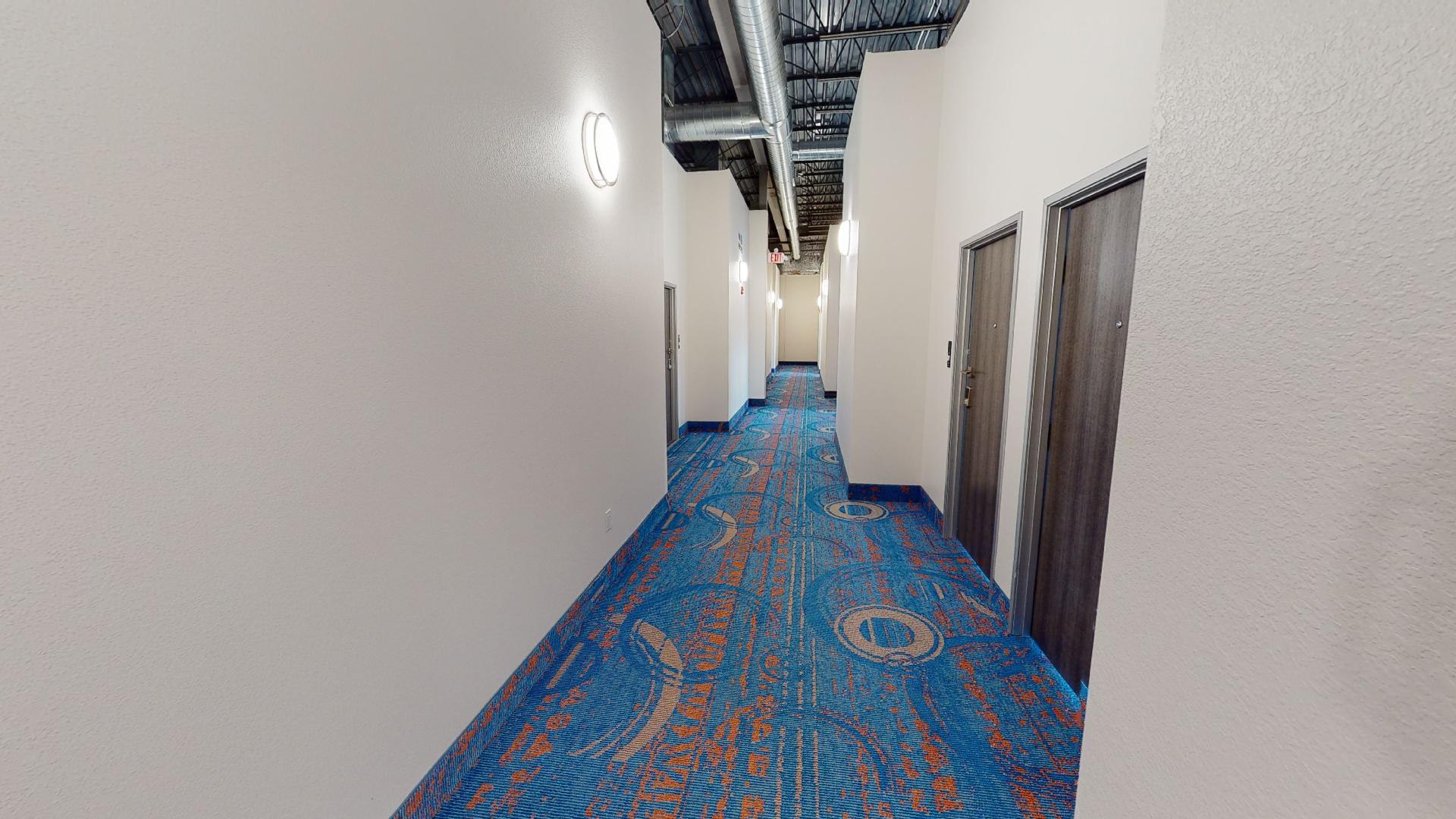 Bevens Creek Inn Norwood Hallways